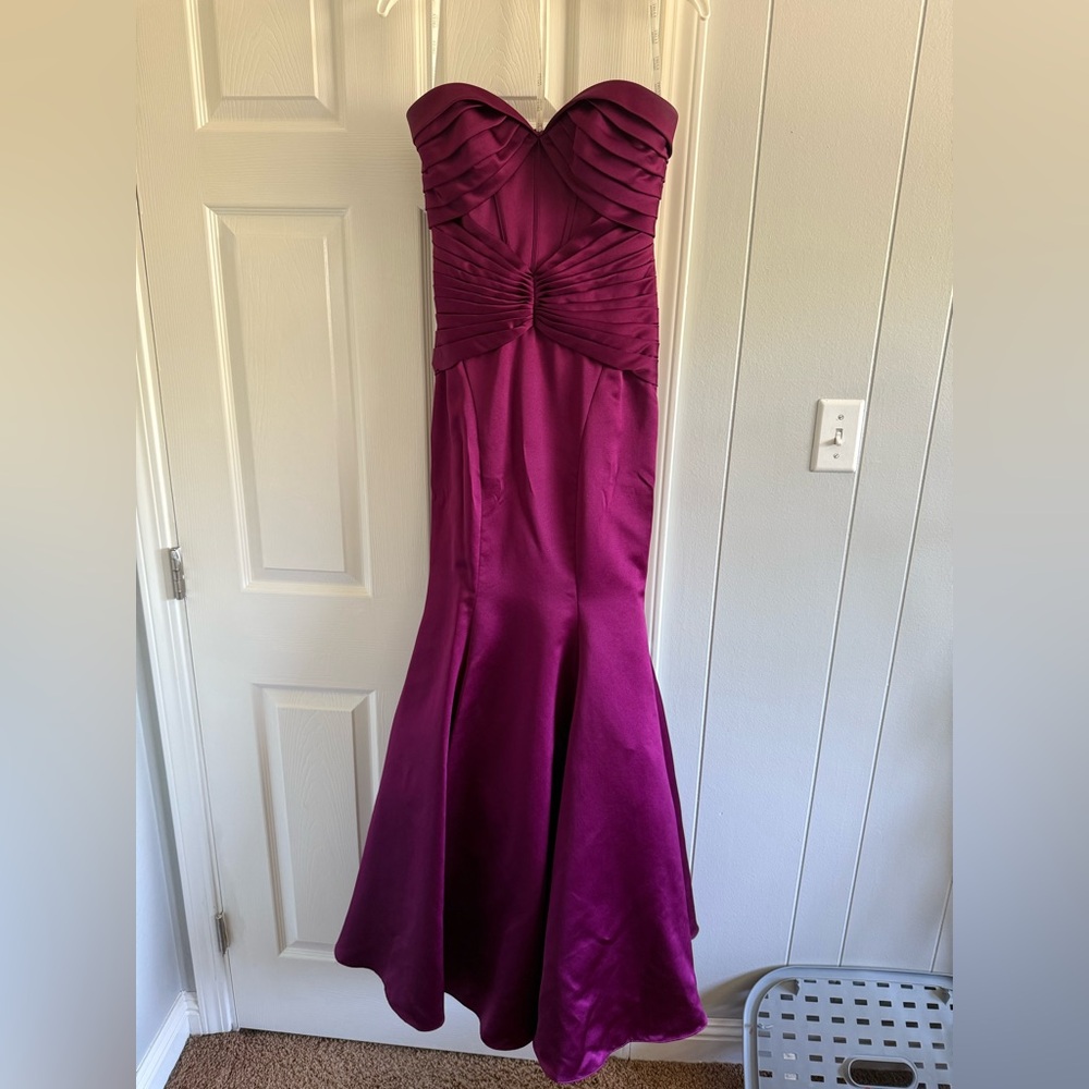 Elegant Purple Strapless Dress